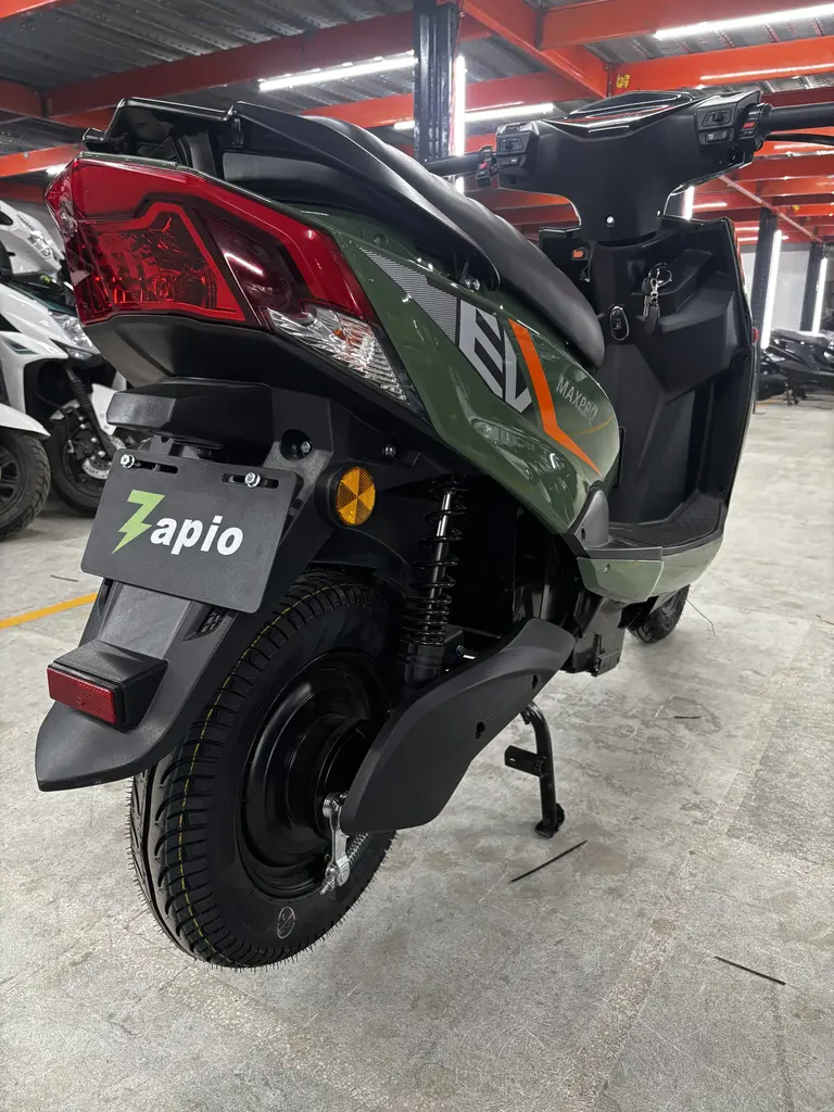 Max Pro - Green Color - image 3