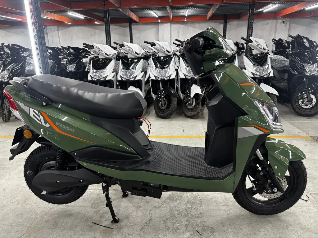 Max Pro - Green Color - image 2
