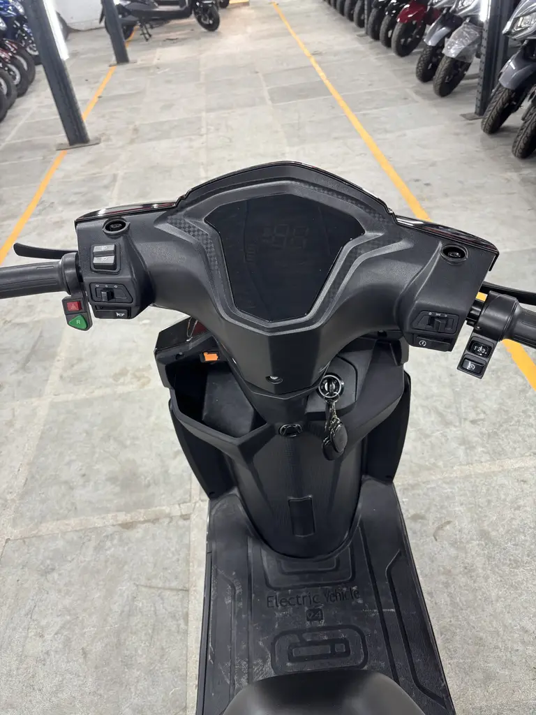 Max Plus - Black Color - image 2