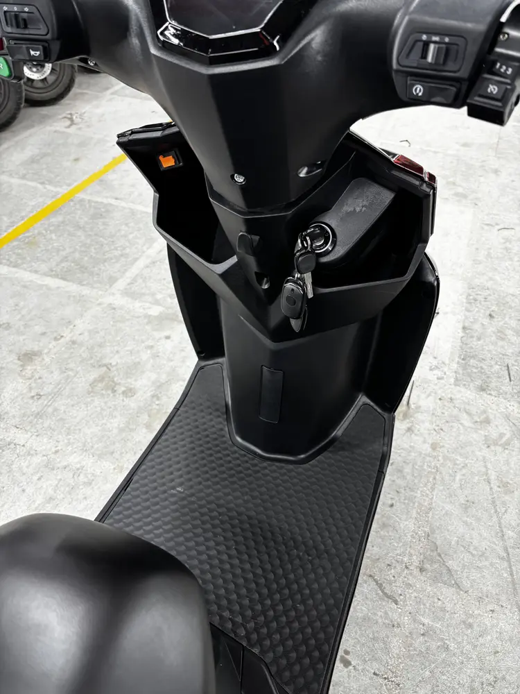 Zest - Black Color - image 5