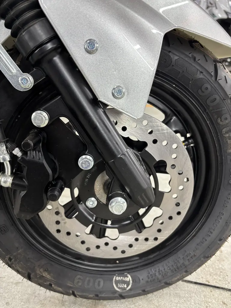 Max Plus - Grey Color - image 4