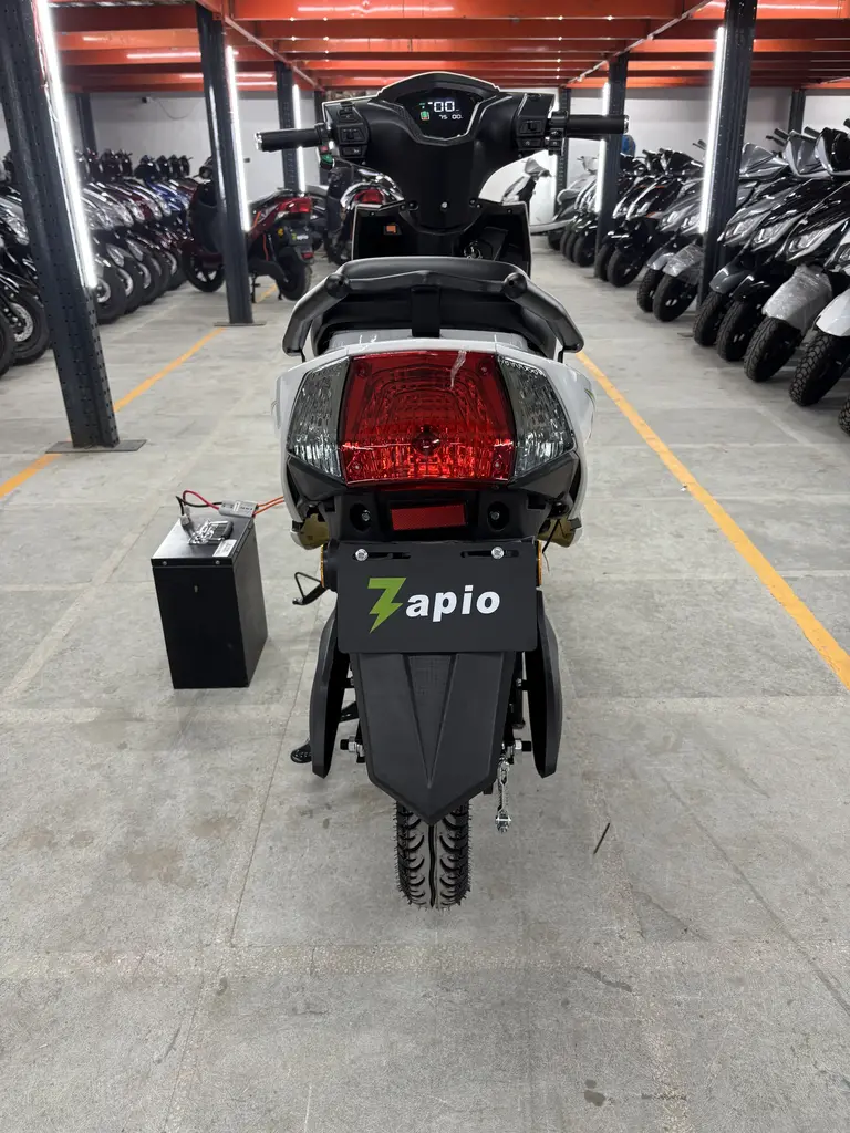 Max Plus - White Color - image 6