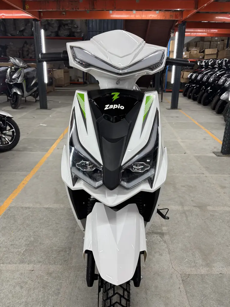 Max Plus - White Color - image 2