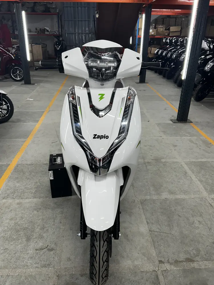 Roxx XL - White Color - image 4